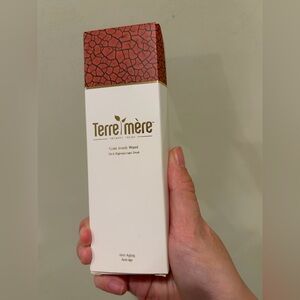 $128 Terre Mere Youth Wand Anti Aging Terre Mere Cosmetics 24K Gold Plated